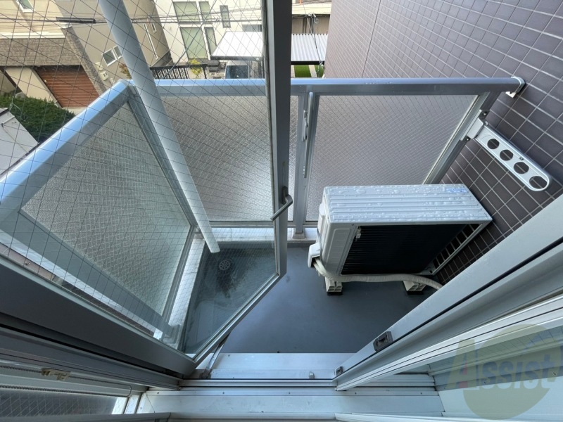 バルコニー　バルコニーです。洗濯物を干したり一息ついたりできますね！