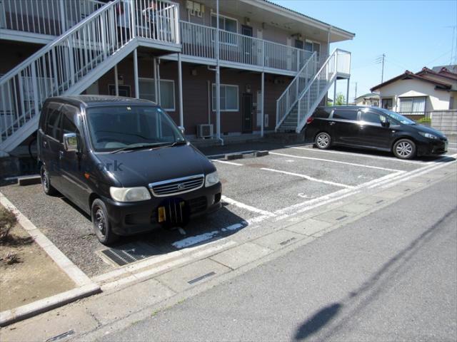 駐車場　駐車場