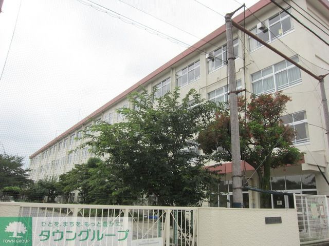 小学校　国立市立国立第三小学校（小学校）まで820m