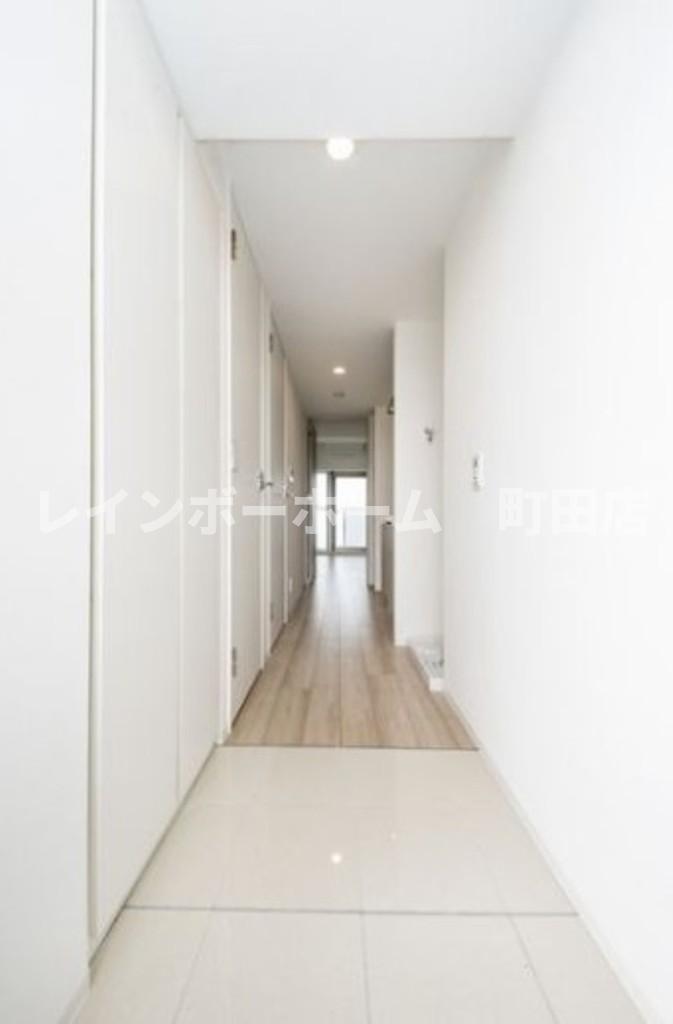 玄関　※別号室参考写真です