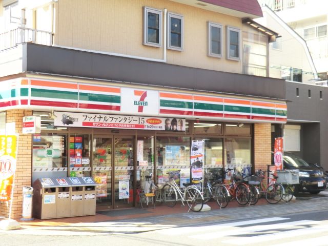 コンビニ　セブンイレブン金町店（コンビニ）まで227m