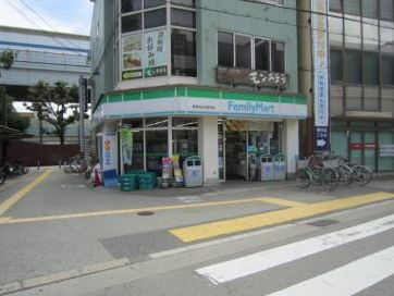 コンビニ　ファミリーマート　鳴尾町3丁目（コンビニ）まで344m