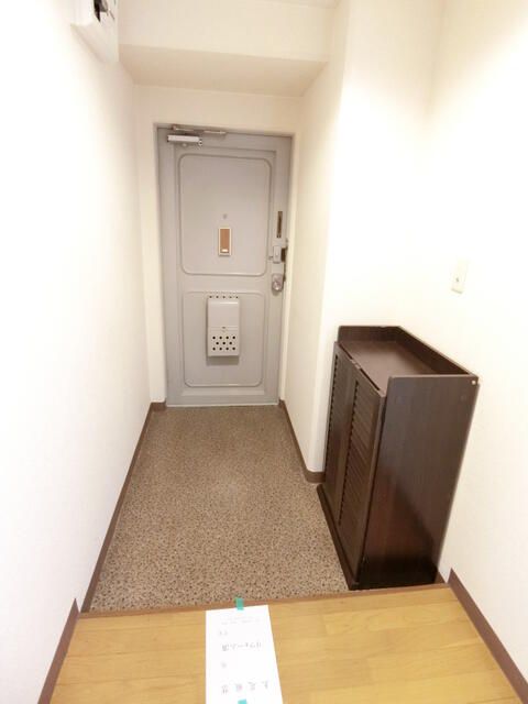 玄関　（別タイプ参考写真）飛鳥ハイム　北区豊島1