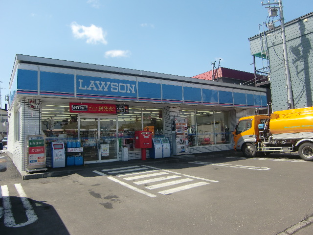 コンビニ　ローソン札幌西宮の沢1条店（コンビニ）まで200m
