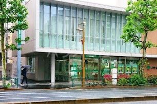 銀行　りそな銀行 早稲田支店（銀行）まで511m