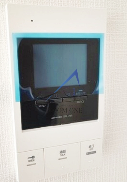 セキュリティ　モニター付きインターホンです。