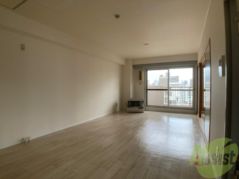 居室・リビング　広くてキレイなお部屋が広がっていて、充実した生活が送れそう。