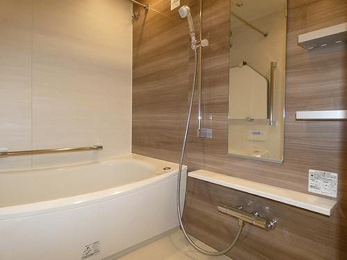 バス・シャワールーム　※別部屋参考写真