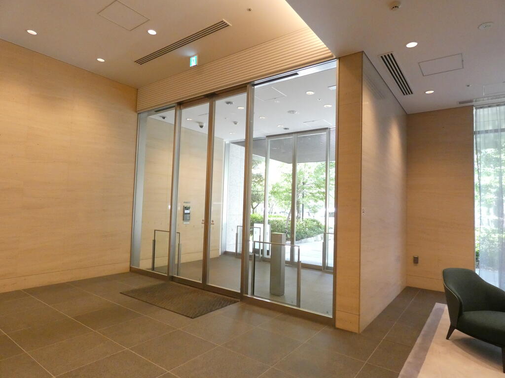 エントランス　エントランス