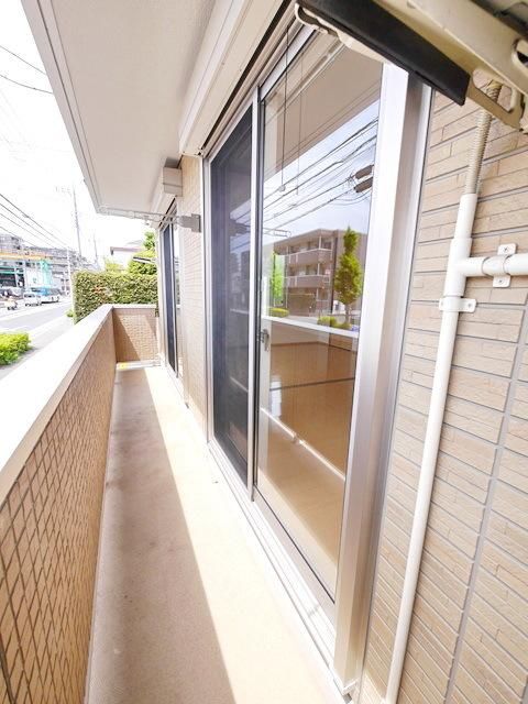 バルコニー　同シリーズ