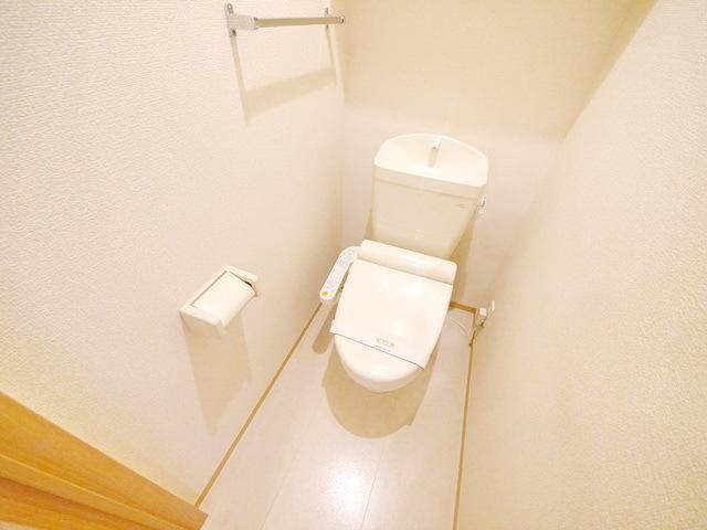 トイレ　同シリーズ