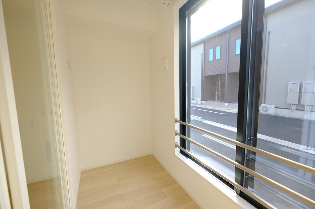 バルコニー　サンルーム仕様です