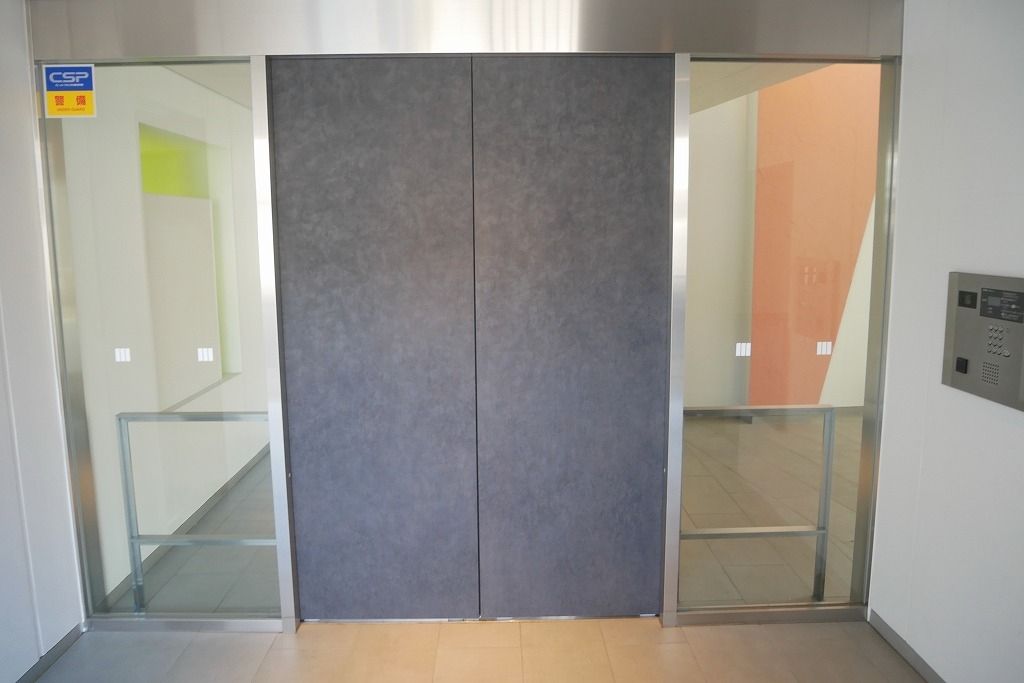 エントランス　★エントランス★