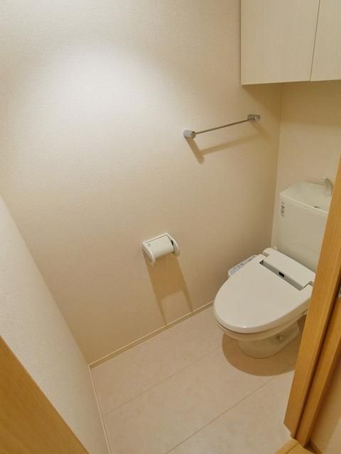 トイレ　☆ウォシュレット付き