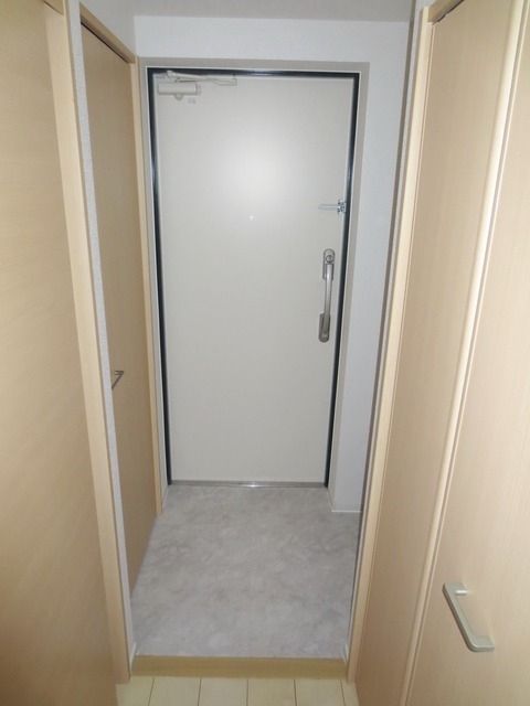 玄関　★大きなシューズボックスあります★