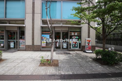 コンビニ　セブンイレブン 中央区新川1丁目店（コンビニ）まで395m