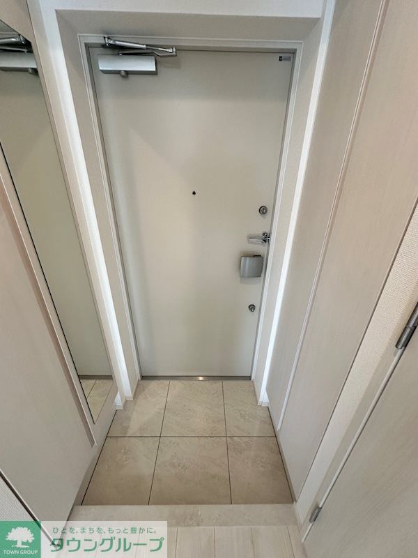 玄関　※参考写真