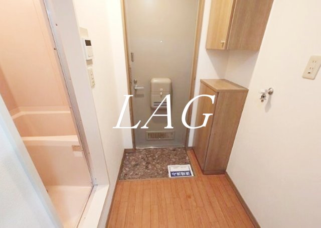 玄関　玄関です。