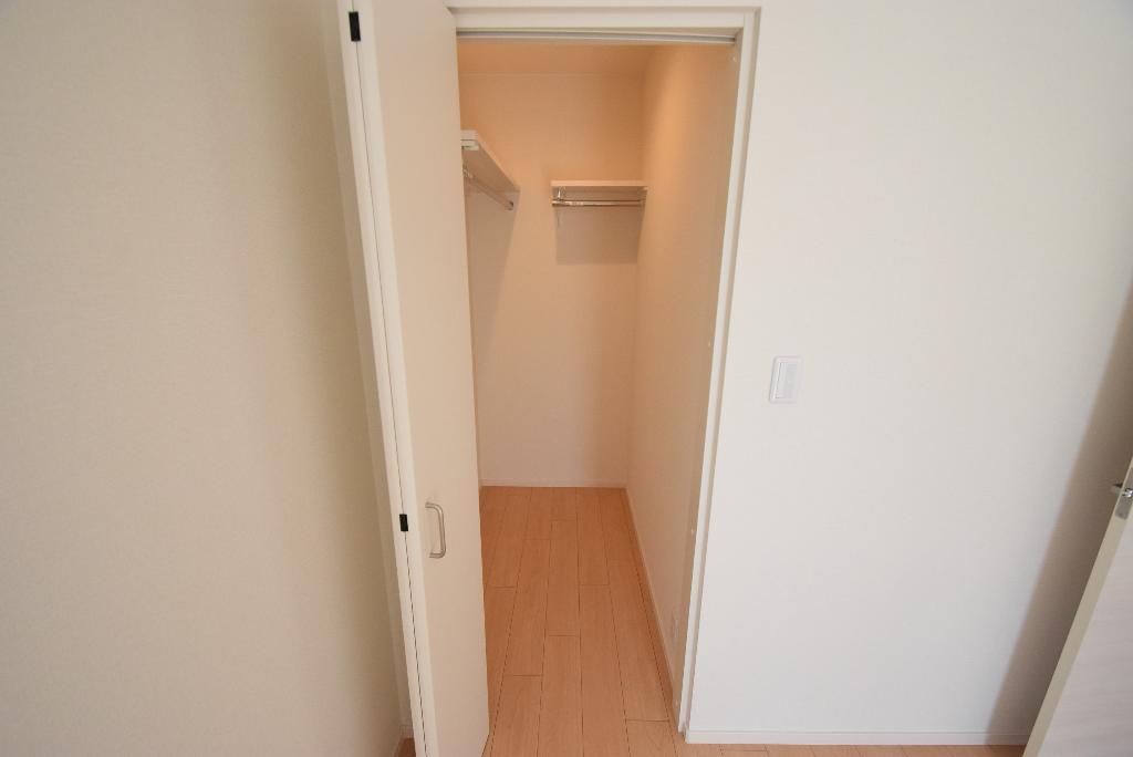 収納　クローゼット