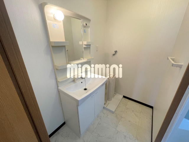 洗面設備　※別室の参考写真