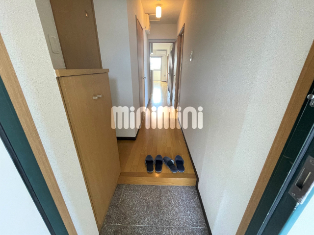 玄関　※別室の参考写真