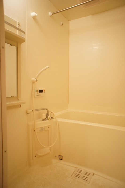 バス・シャワールーム　図面と現状に相違がある場合には現状を優先