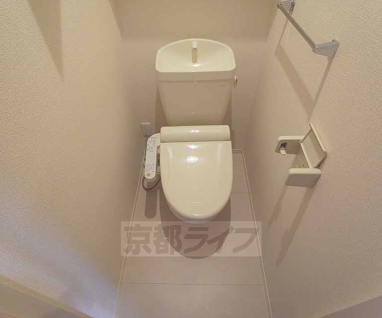 トイレ　ウォシュレットも付いています