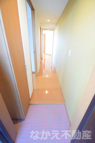 玄関　落ち着いた玄関です