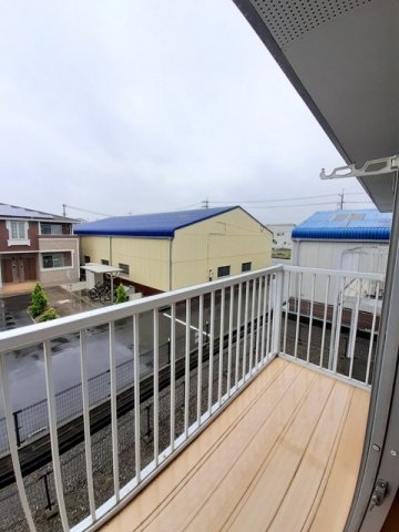 バルコニー　広々としたバルコニーです