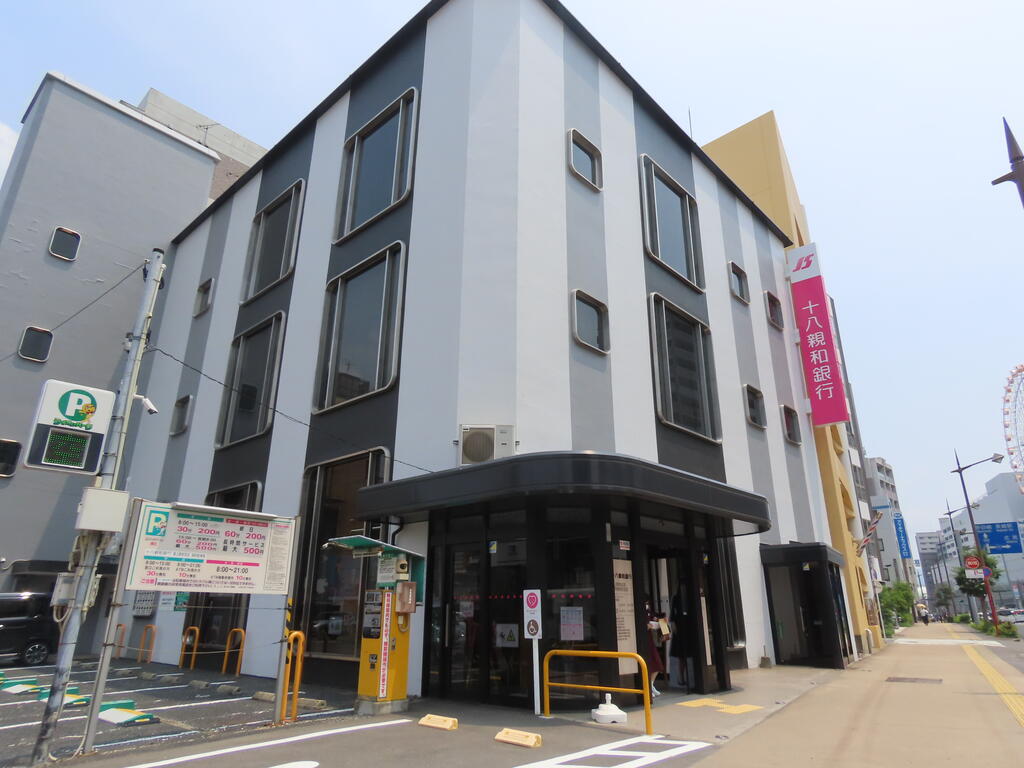 銀行　十八親和銀行浦上駅前支店（銀行）まで188m