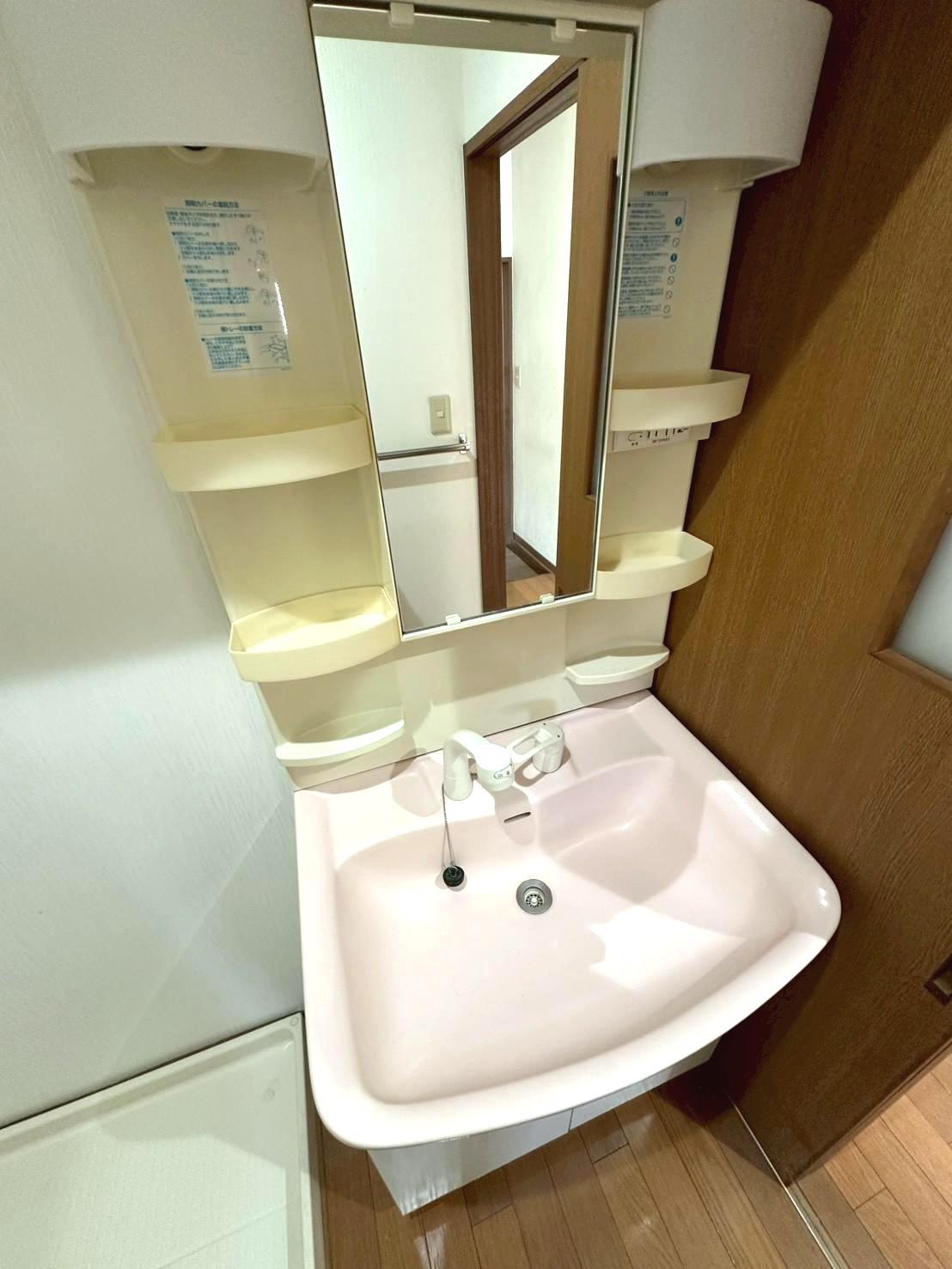 洗面設備　洗面所