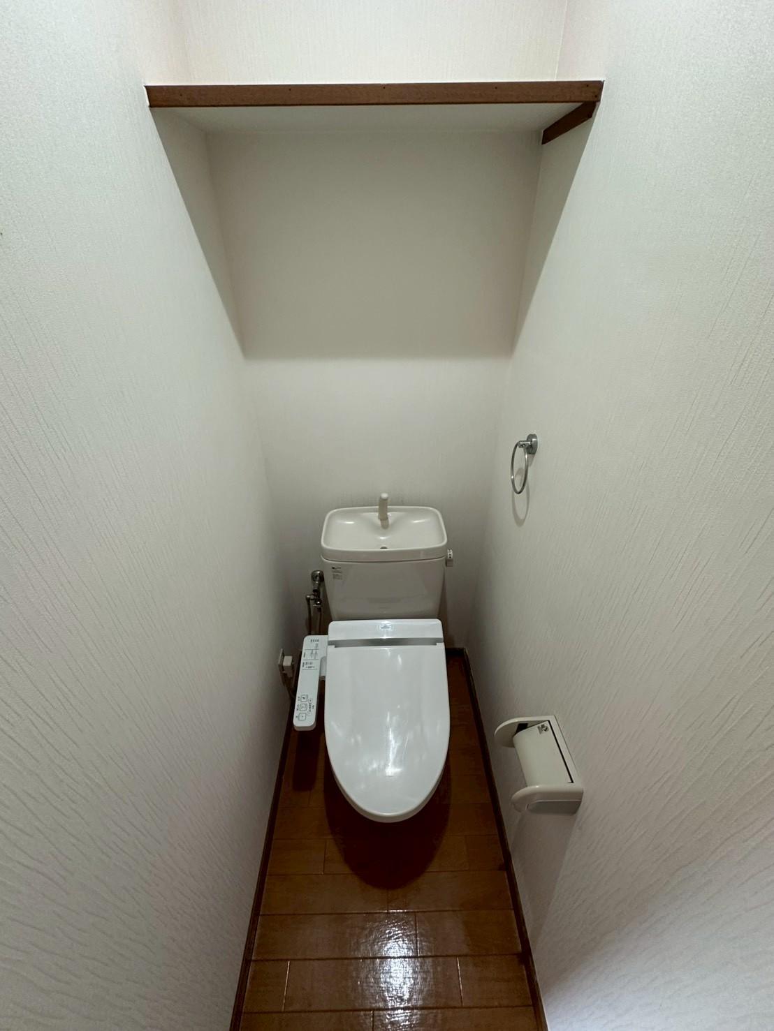 トイレ　トイレ