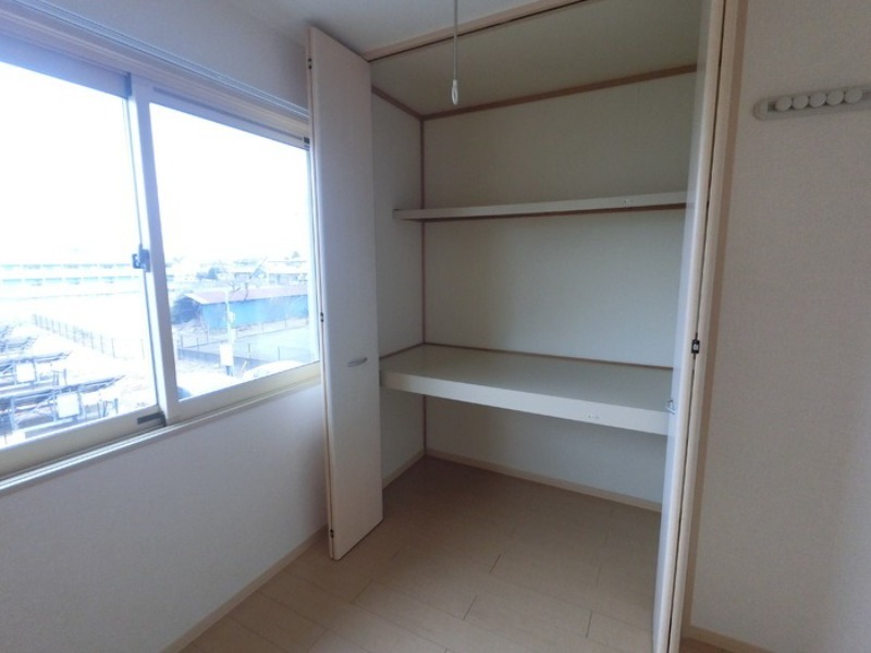 収納　図面と現状に相違がある場合には現状を優先