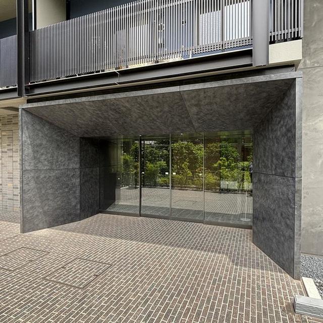 エントランス　建物の内部です