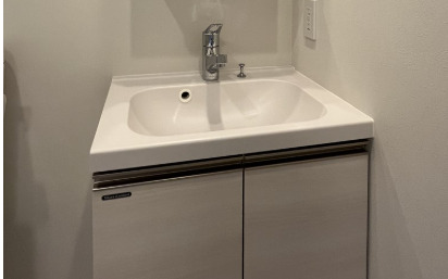 洗面設備　※別部屋の参考写真です。