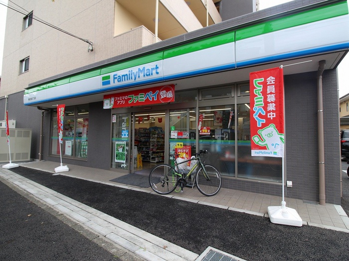 コンビニ　ファミリーマート 東伏見四丁目店（コンビニ）まで230m