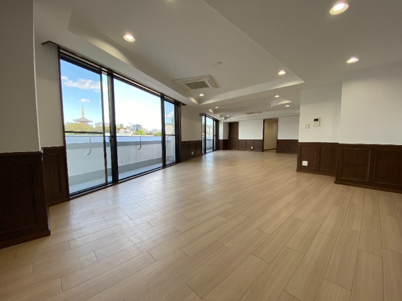 居室・リビング　広々リビングダイニング３２．５帖！