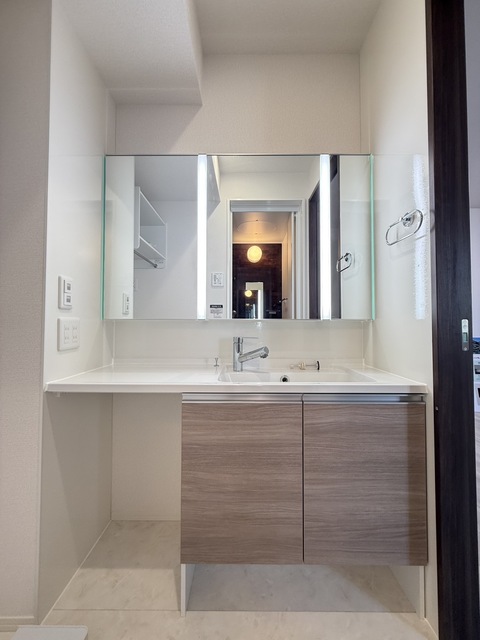 洗面設備　同施工会社参考写真です