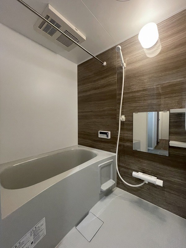 バス・シャワールーム