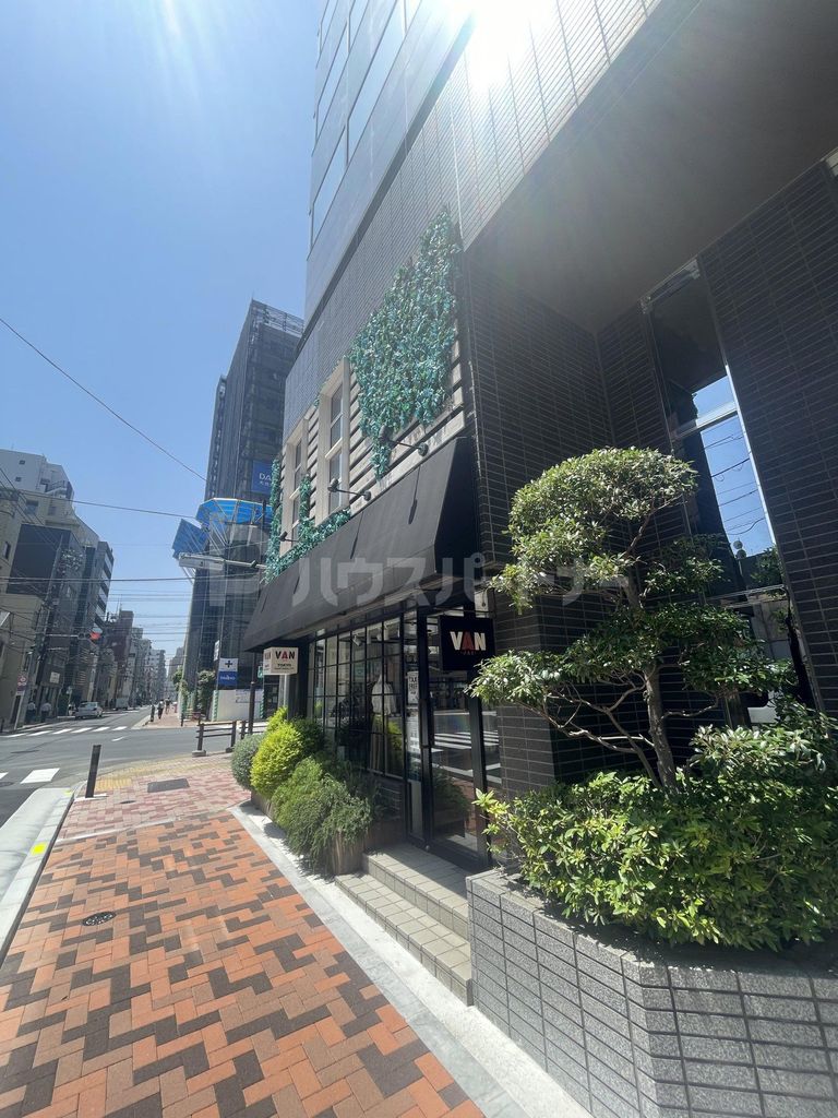 ショッピングセンター　VAN蔵前（ショッピングセンター）まで700m