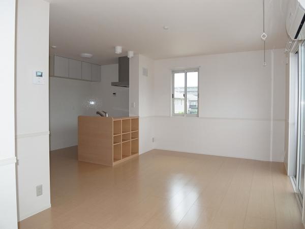 居室・リビング　内装