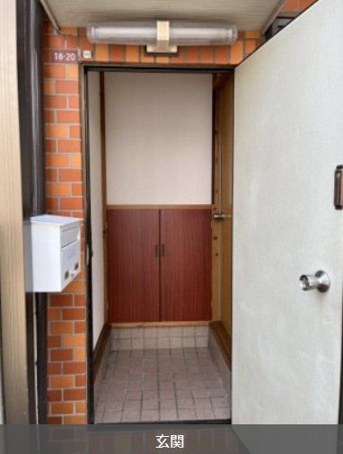 玄関