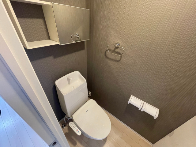 トイレ　参考写真でございます。