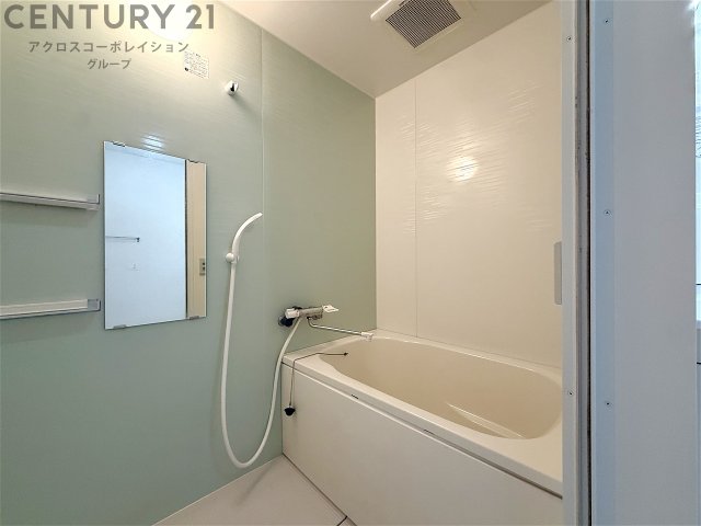 バス・シャワールーム　清潔感のある浴室です♪