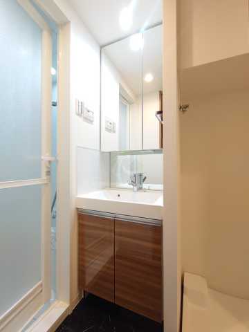 洗面設備　コンフォリア不動前