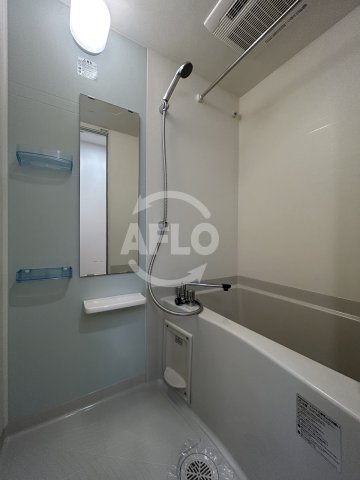 バス・シャワールーム　プランドール福島レジデンス　浴室