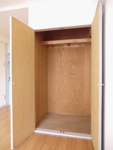 収納　大型クローゼット完備