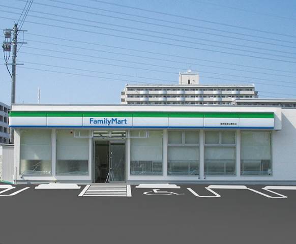 コンビニ　ファミリーマート 福岡箱崎公園前店（コンビニ）まで195m