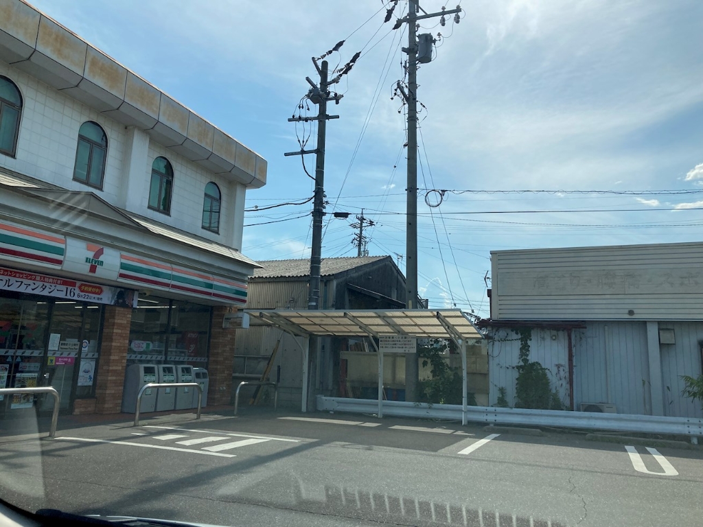 コンビニ　セブンイレブン 笹部店（コンビニ）まで723m