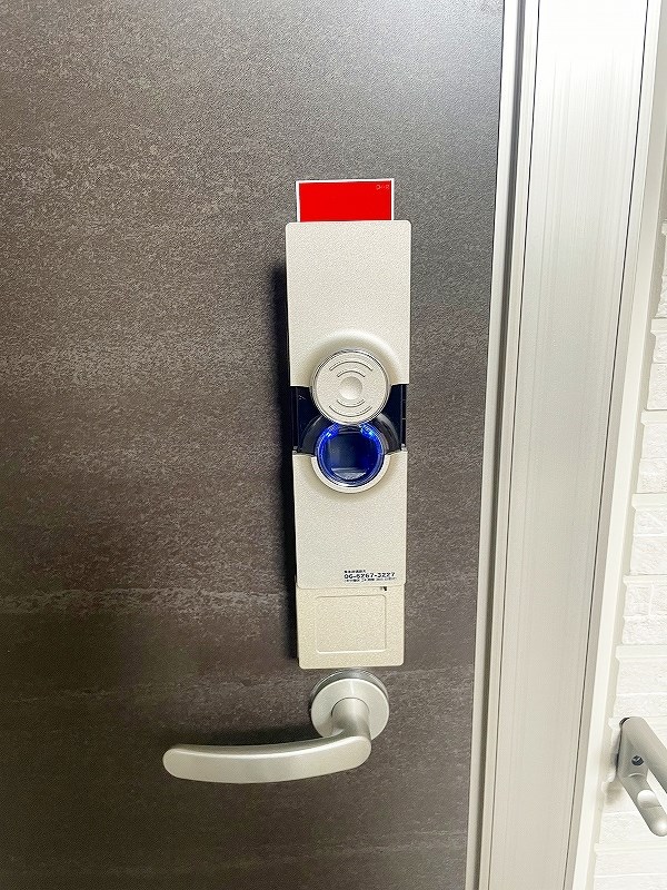 エントランス　★血流認証システム★